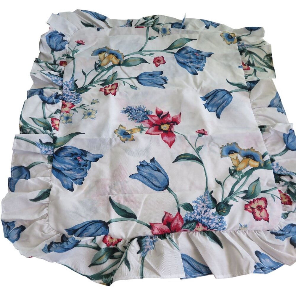 Vintage Thomaston Floral Ruffled Pillow Shams Set of 2 Cottage Country USA Made